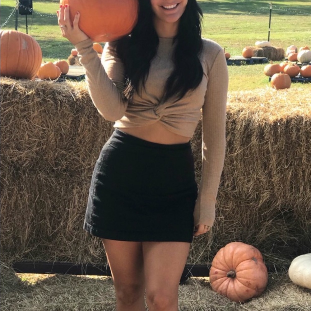 Nude long sleeve crop top